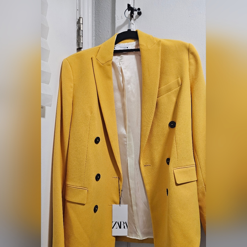 Zara Yellow Double-Breasted Blazer